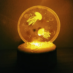 透明樹脂ランプ『夢くらげ水族館』 5枚目の画像