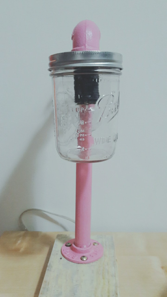 産業風も非常にかわいいことができます〜ピンクの水パイプガラス缶テーブルランプ 3枚目の画像
