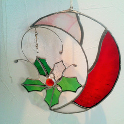 【お値下げ】クリスマス　月と柊　赤【ステンドグラス】 ガラスオーナメント 2枚目の画像