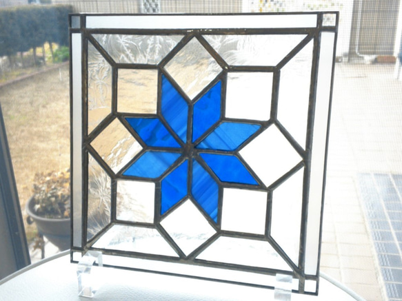 ステンドグラス　パネル　モザイクアート　雪景色 雪の結晶 パネル Ⅿ【ステンドグラス】ガラス その他インテリア雑貨