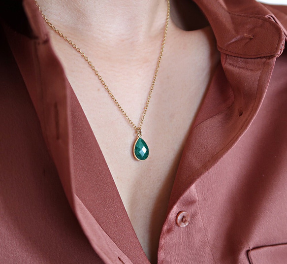 14KGF/ TEARDROP EMERALD NECKLACE 4枚目の画像