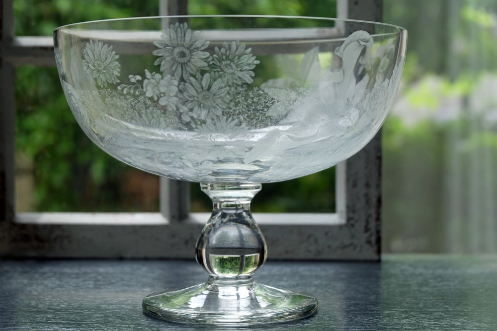 手彫りガラス】ヨーロッパ伝統技法のガラス器 （花束） その他