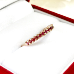 再販・K18(18金) ミャンマー産最高品質ルビー(真紅色・ピジョンブラッド)のハーフエタニティリング<受注制作> 1枚目の画像