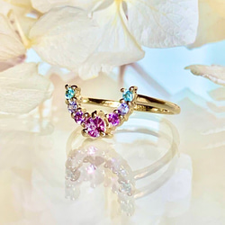 [再販] 10金・18金・プラチナ高品質ピンクサファイアと天然石の馬蹄ホースシューリング【セミオーダーメイド】 1枚目の画像