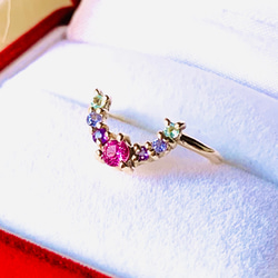 [再販] 10金・18金・プラチナ高品質ピンクサファイアと天然石の馬蹄ホースシューリング【セミオーダーメイド】 3枚目の画像