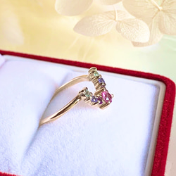 [再販] 10金・18金・プラチナ高品質ピンクサファイアと天然石の馬蹄ホースシューリング【セミオーダーメイド】 8枚目の画像