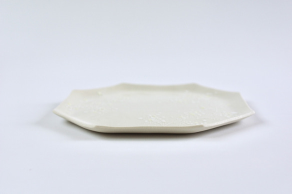 ミモザ白八角皿(20cm) 6枚目の画像