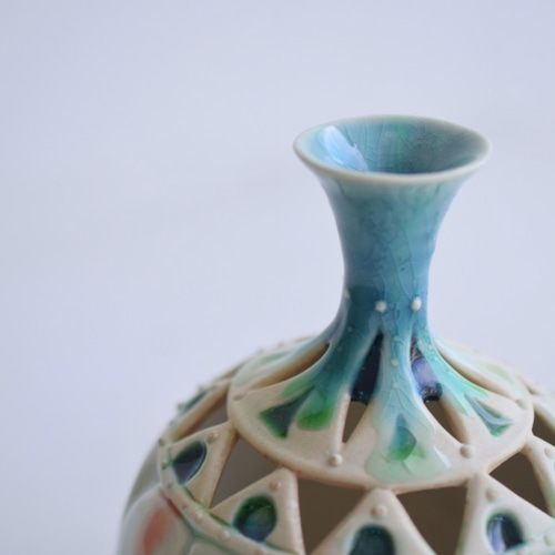 透かし彫り花器 一輪挿し・花瓶・花器 みかガマ＊のぐちみか 通販