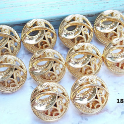 M110♡【18mm set 6pcs】高品質.金色雕刻鈕扣 第1張的照片