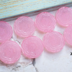 M748【21mm set 8pcs】粉紅色花朵浮雕鈕扣 第1張的照片