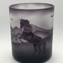 【父の日】馬が佇む風景（タンブラー） 1枚目の画像