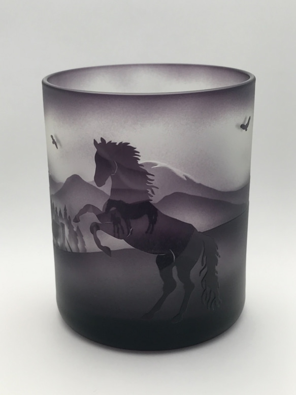 【父の日】馬が佇む風景（タンブラー） 1枚目の画像