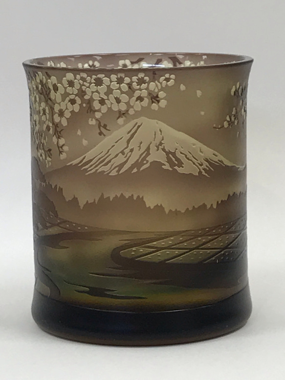 富士と桜と鶴と松、懐かしい和モダンな風景 1枚目の画像