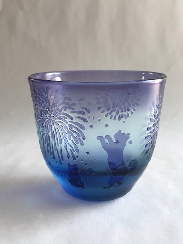 【父の日】犬（柴犬）の花火見物 1枚目の画像