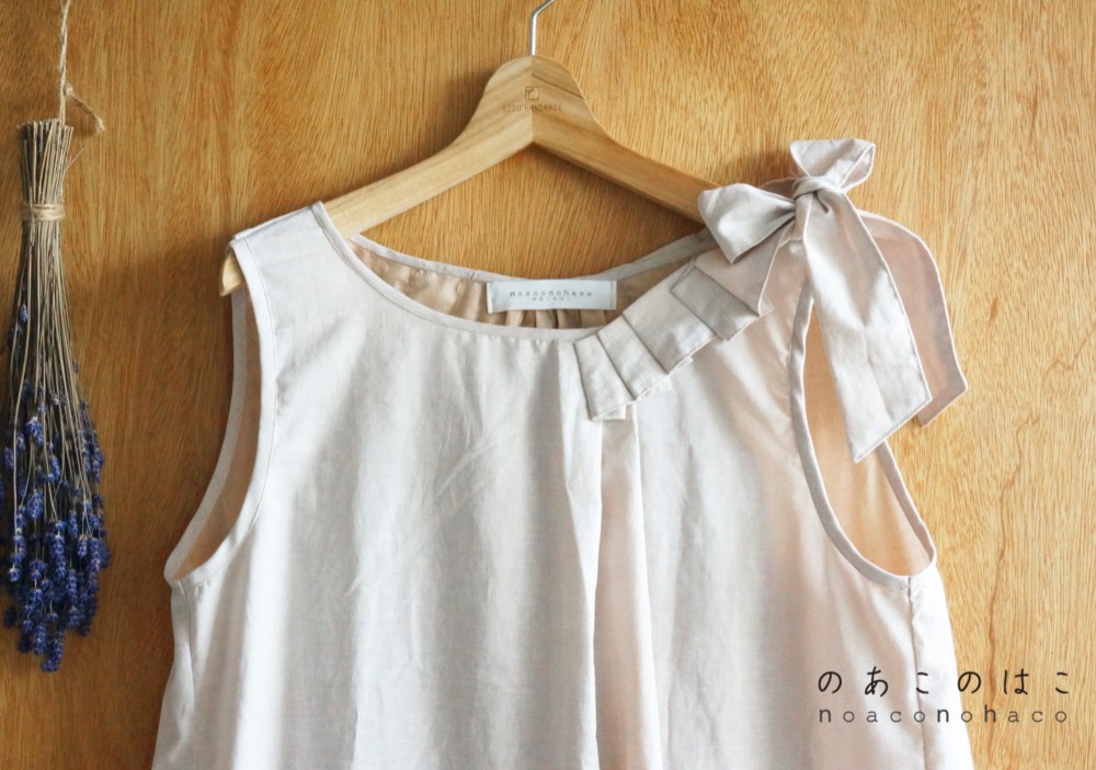 ネックタックチュニック