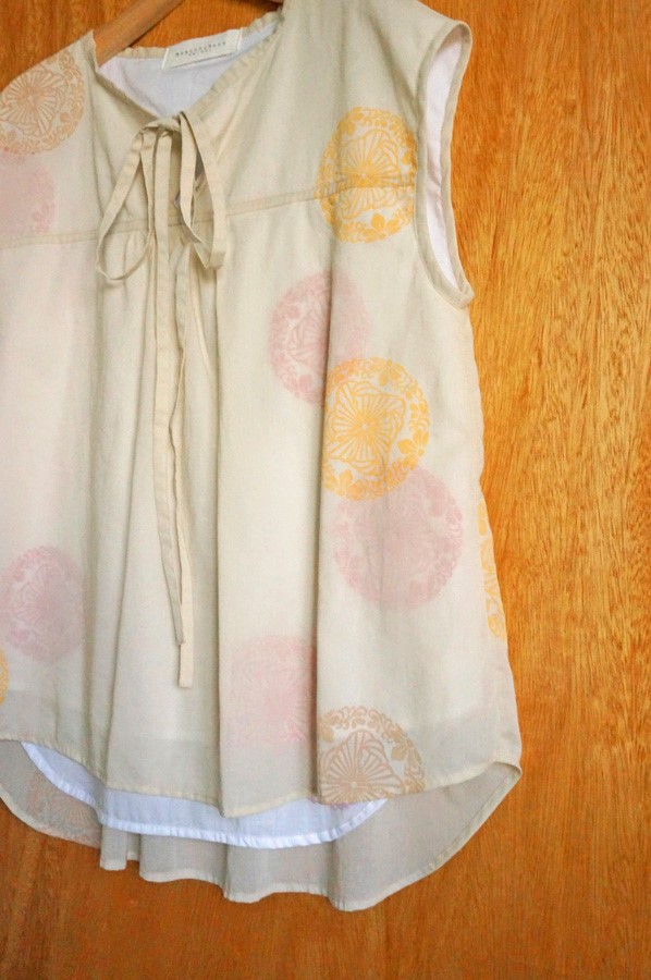 シフォンブラウス（ハンドプリント重ね）