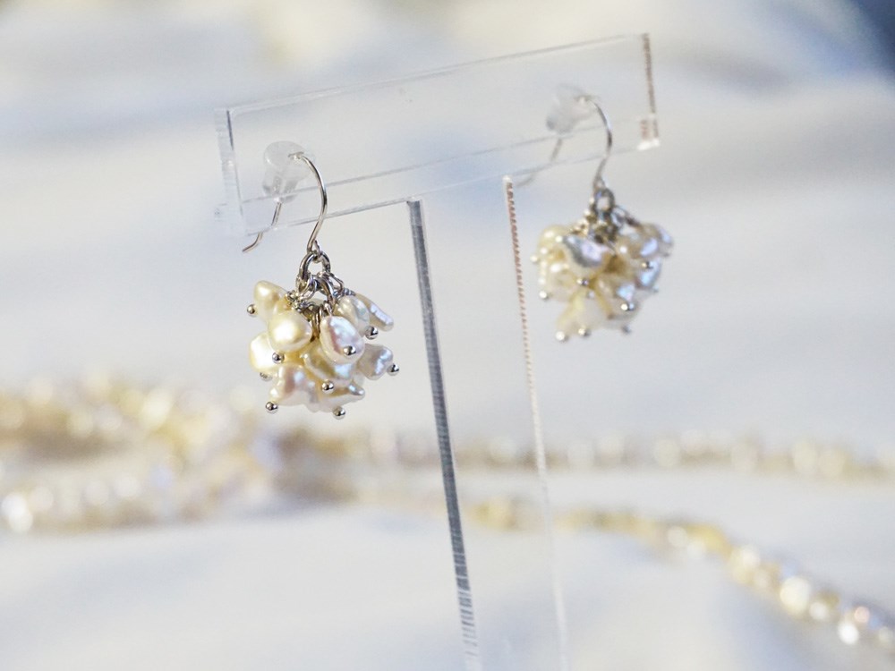 ケシパールピアス フリンジ K10WGフック