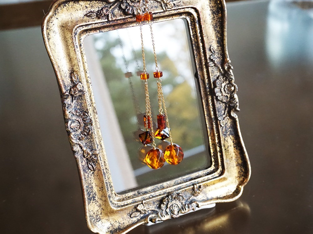 琥珀デザインロングピアス K18YG 秋色