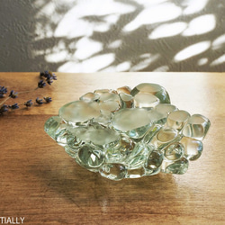 ガラスのインテリアオブジェ - 「まるいガラス」#303 ● 約8cm角 1枚目の画像