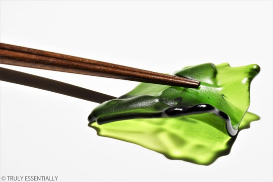 ５点セット ● ガラスの箸置き - 「みどりのガラス」・ 緑色