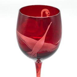 足の長いワイングラスに足のなが〜いフラミンゴです。 2枚目の画像