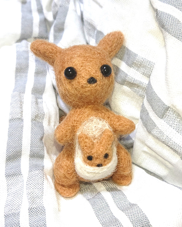 羊毛フェルト 親子カンガルー キーチェーン アニマル 羊毛フェルト