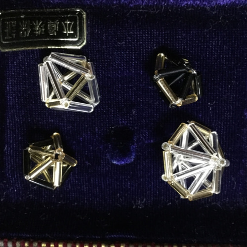 7日まで特価にて❣️★高品質★ モルダバイト　星型　ペンダントトップ 立体七芒星 正七角形 ペンダントトップ、 たけビーズオブジェ