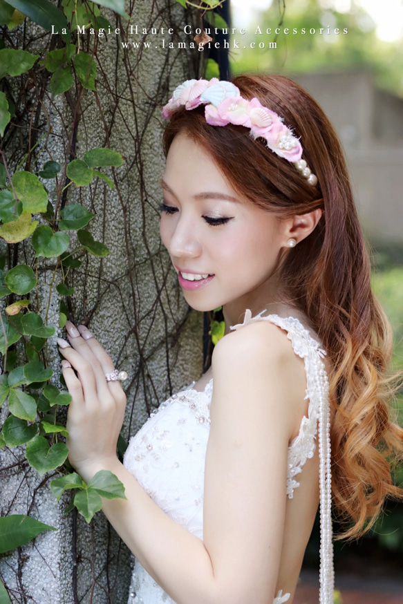 日本の絹ピンクシェル真珠のヘアバンド 2枚目の画像