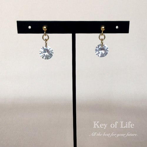Key of Life《天然ダイヤに限りなく近い一粒》キュービック