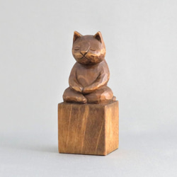 木彫り 座禅猫　蜜蝋仕上げ　猫仏1701 2枚目の画像