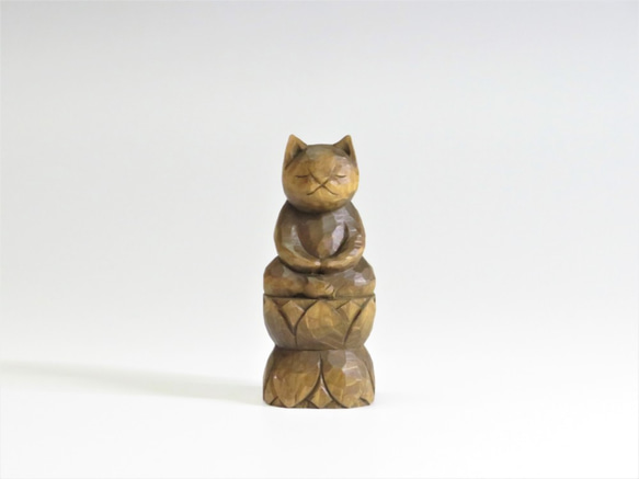 木彫り　座禅猫　蜜蝋仕上げ　猫仏1715 1枚目の画像