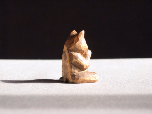 木彫りの合掌猫　仏像ねこシリーズ 1705 2枚目の画像