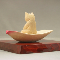 木彫りの蓮弁にのった座禅猫　淡彩色　猫仏さま　仏像ねこシリーズ　2 5枚目の画像