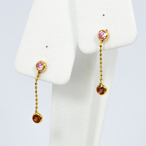 宝石質オーバルファセットカットプレシャスオパール k10ロングフック