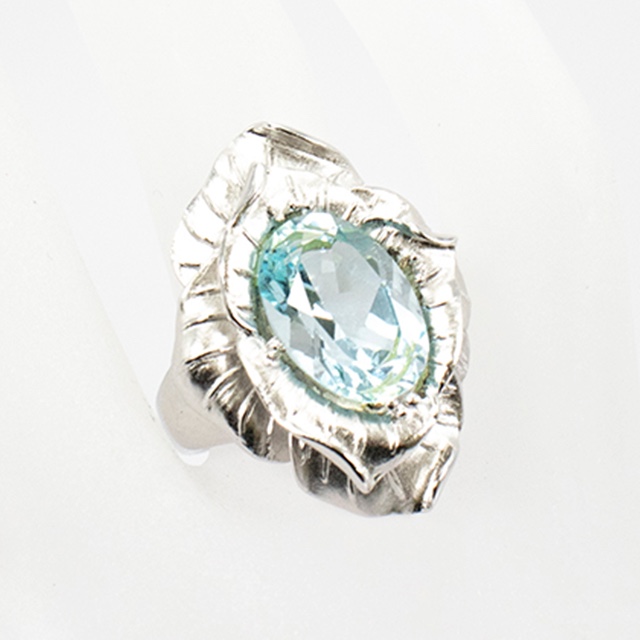 ブランド独自の特別技法＊シルバー925  ブルートパーズ  リング