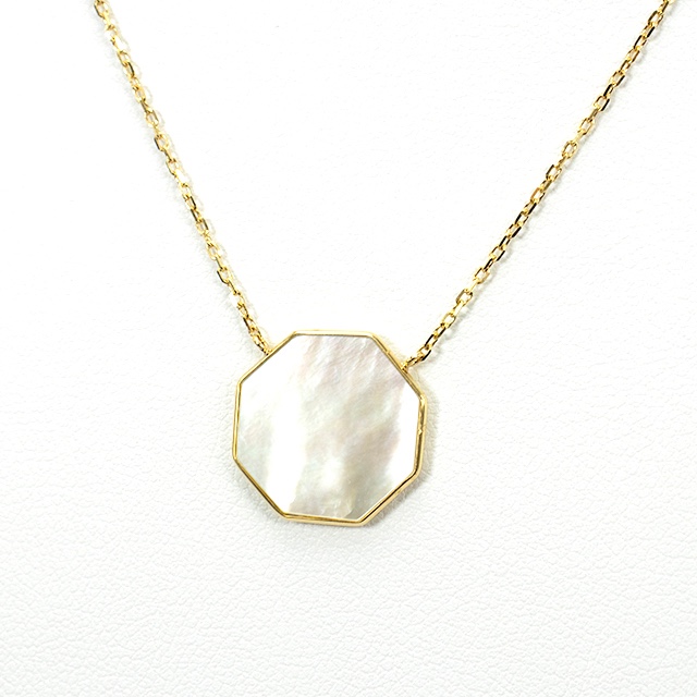 シェルペンダントネックレス