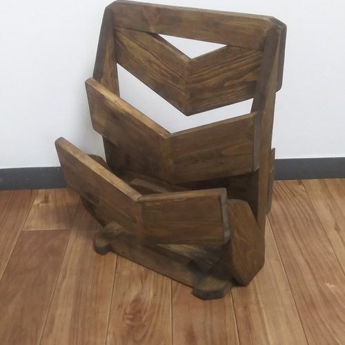 持ち運びが便利なマガジンラック 本棚・絵本棚・マガジンラック SAEW