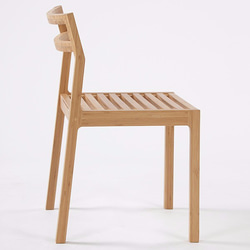 【グッドデザイン賞】竹素材でしなる座り心地の良いダイニングチェア（肘なし）【椅子】 3枚目の画像