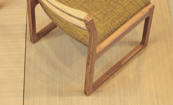 畳を傷めにくい和室用の椅子（全8色）【一点ずつ手仕上げ】 9枚目の画像