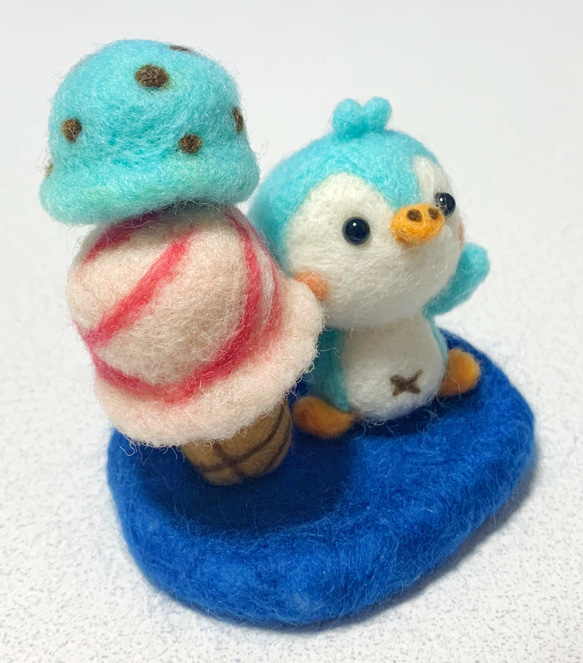 《受注制作》アイス大好き♡ぎんべえ　スイーツシリーズ２　羊毛フェルト　ペンギン 6枚目の画像