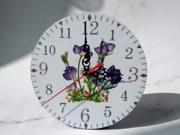 クリエイティブな押し花時計、小さな時計 1枚目の画像