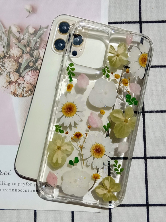 手作り押し花電話ケース、iPhone 12、iPhone 12 Pro、春 4枚目の画像