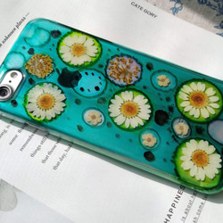 Anny's workshop押花手機殼，適用於Apple iPhone 7/ 8，色彩與花 第3張的照片