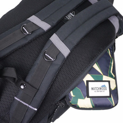Matchwood Apollo 防水筆電後背包 書包 旅行包 17吋筆電保護夾層 黑灰限量款 第6張的照片