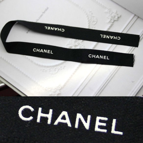 シャネルChanelのプレゼント包装用のリボン 素材 幅1.5cm 長さ