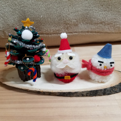 ミニクリスマスツリー☆とサンタと雪だるま 1枚目の画像