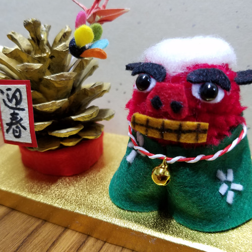 SOLD】お正月❁飾り 獅子舞 ミニチュアシュナウザー 季節・年中 SOLD】お正月❁飾り 獅子舞 ミニチュアシュナウザー 季節・年中