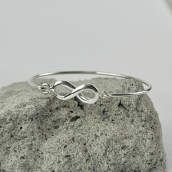 Sterling Silver Infinity Bangle 6枚目の画像