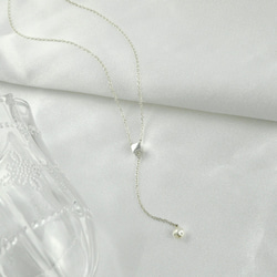 Sterling Silver Cube With Pearl Y Necklace 2枚目の画像