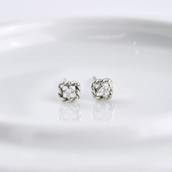 Sterling Silver Twisted Square Frame Earrings with CZ 1枚目の画像